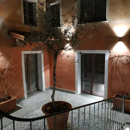 Dimora Carducci Bed & Breakfast *